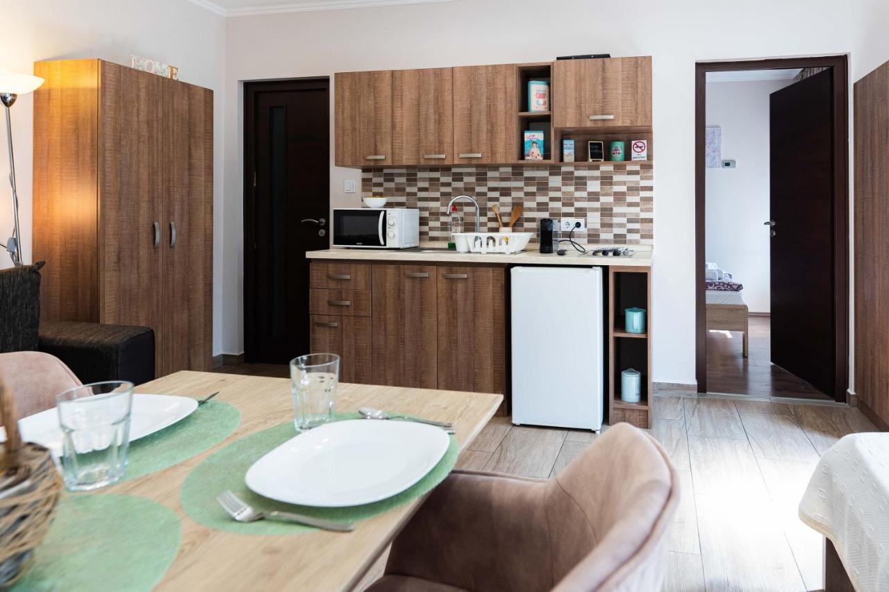 Allium Apartment Makó Buitenkant foto
